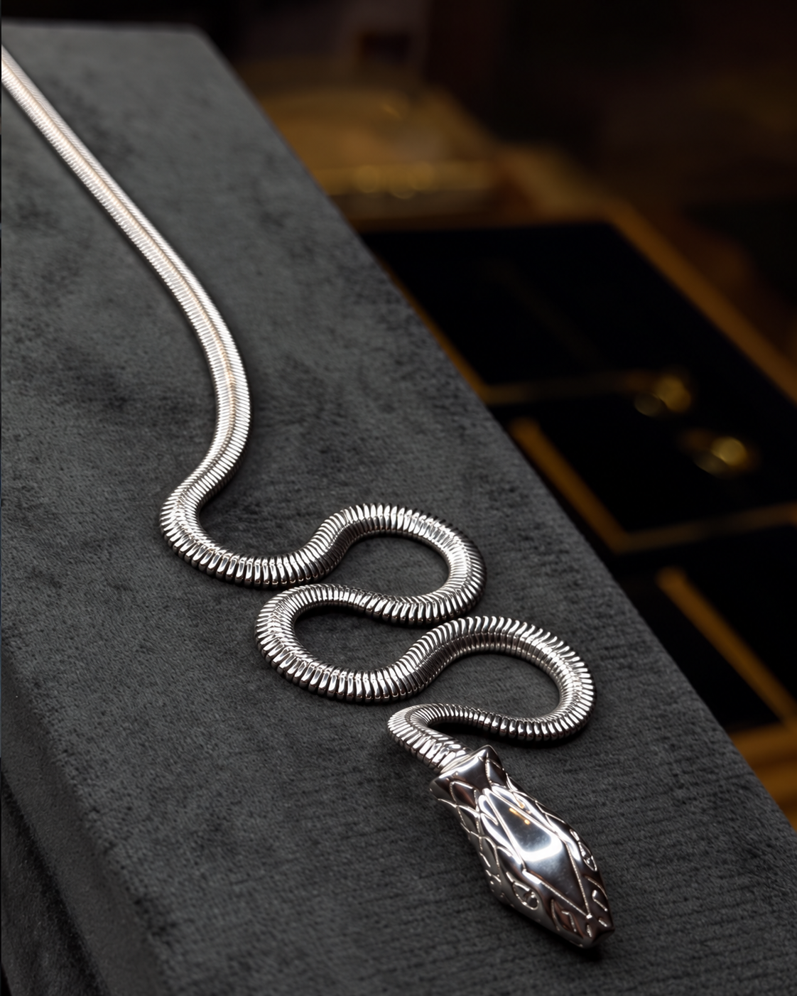 Premium Silver Snake Head Necklace – Flexible Serpent Chain Jewelry